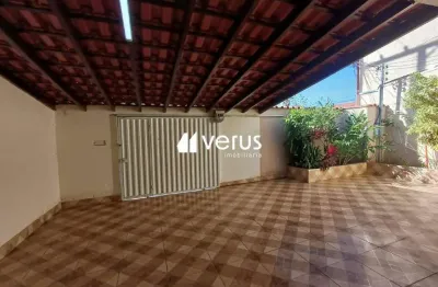 Casa à venda, 3 quartos, 3 vagas, santa mônica - uberlândia/mg