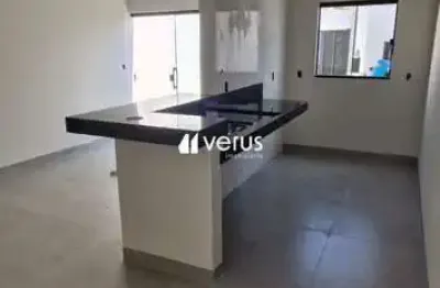Casa à venda, 2 quartos, 1 suíte, 2 vagas, planalto - uberlândia/mg