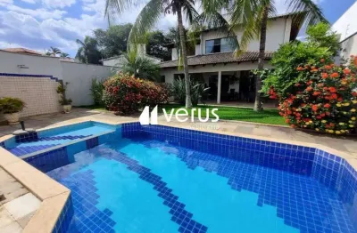 Sobrado à venda, 3 quartos, 3 suítes, 2 vagas, jardim karaíba - uberlândia/mg