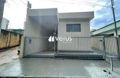 Casa com 3 quartos à venda em Saraiva, Uberlândia 