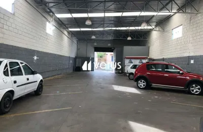 Barracão / Galpão / Depósito à venda no Centro, Uberlândia 