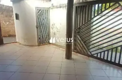 Casa com 3 quartos à venda no Jardim das Palmeiras, Uberlândia 