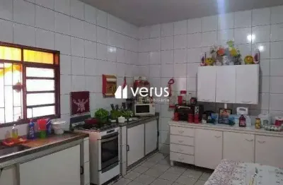 Casa com 3 quartos à venda no Pacaembu, Uberlândia 