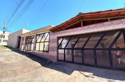 Casa comercial à venda na Rua Amaro Lanari, Pioneiros, Ouro Branco