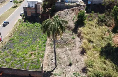 Terreno à venda na Rua Maria Evangelista Almeida, Centro, Ouro Branco