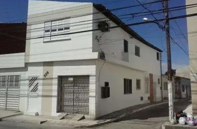 Casa duplex dividido em 4 casinhas no bairro industrial - aracaju - se