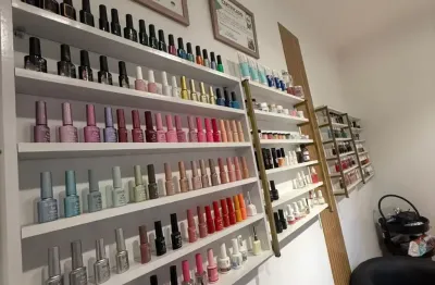 Studio de beleza completo – manicure, cabeleireiro e estética – abaixo do valor de mercado