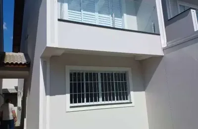 Casa com 3 dormitórios à venda, 115 m² por r$ 850.000 - centro - arujá/sp - ca0304