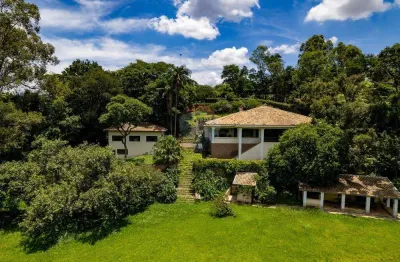 Chácara / sítio com 3 quartos, sendo 3 suítes, sala ampla, cozinha planejada, no medeiros em jundiaí.