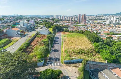 Terrenos à venda na vila aparecida em jundiaí - 10 metros de frente, rua sem saída, vista incrível, e aceita financiamento
