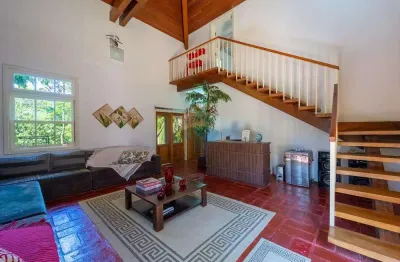 10.000m² de terreno - Casa principal com 700m² , 5 Suítes + Casa Independente com 100m² – Alto Padrão - Parque dos Manacás – Ivoturucaia, Jundiaí, SP