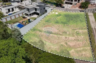 Terreno à venda com 1.340 m2, Condomínio Bosque do Horto, Jundiaí SP