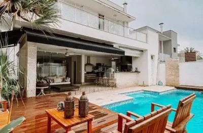 Casa com 4 Suítes à venda no Condomínio Tripoli, em Americana/SP