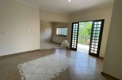 Casa com 3 dormitórios para alugar, 165 m² por R$ 2.800/mês - Residencial Praia dos Namorados - Americana/SP