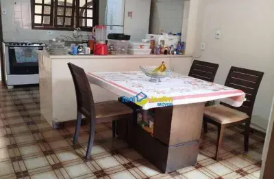 Sobrado com 3 dormitórios à venda, 213 m² por R$ 630.000,00 - Vila Francisco Matarazzo - Santo André/SP