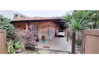 Casa com 3 quartos à venda na Rua Águia Cinzenta, 11, Unamar, Cabo Frio