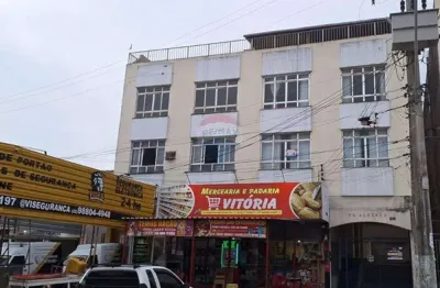 Apartamento em São Pedro da Aldeia, RJ um quarto e vaga coberta