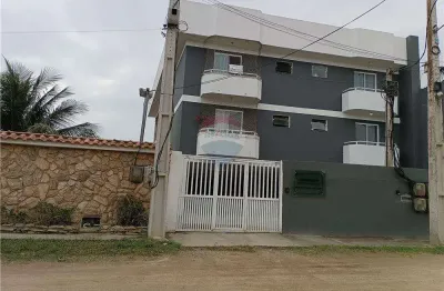 Apartamento à venda com 2 quartos no bairro fluminense em são pedro da aldeia-rj.