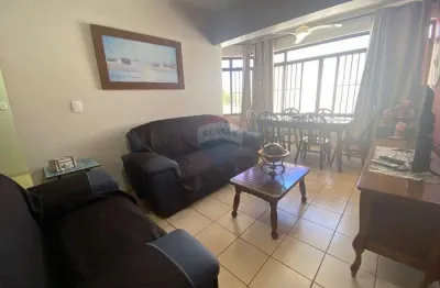 Cobertura três quartos uma suíte churrasqueira 3 min da praia