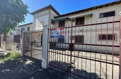 Apartamento de dois quartos vaga para um carro e área de serviço