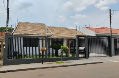 Casa com 3 quartos à venda na Rua Professor Jailton Saraiva, 361, Jardim América, Maringá
