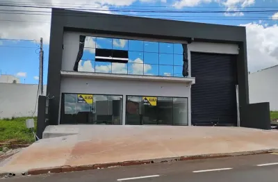 Sala para na Zona 07 - Maringá/PR (Próx. ao MC Donalds da Av. Mandacaru)