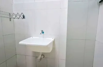 Imóvel com 3 apartamentos alugados rendendo r$8.400 mensais em balneário camboriú/sc