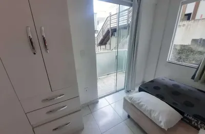 Studio  com 24m2,  600 m da ufsc, aceita pets.carvoeira. florianópolis, sc.