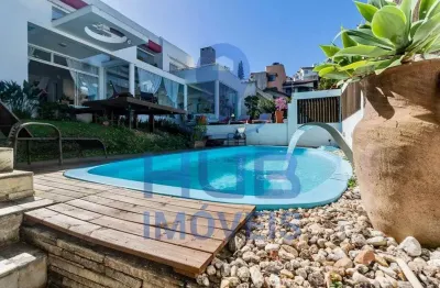 Casa com 8 quartos à venda na Agronômica, Florianópolis 