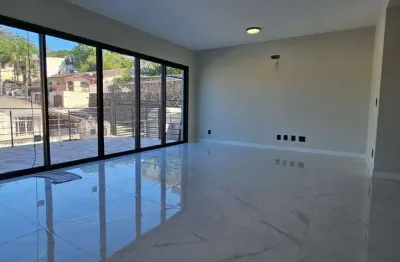 Casa à venda,184m2,3 suítes, 2 vagas - trindade, florianópolis, sc