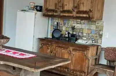 Casa com 5 dormitório sendo 2 suítes, piscina e 1 vaga de garagem no jardim cidade de florianópolis