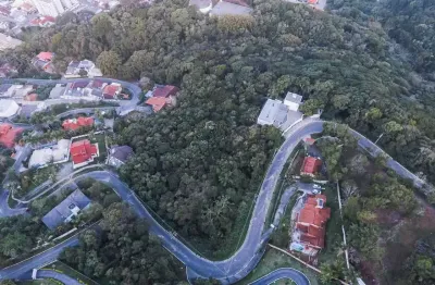 Terreno no morro da cruz no bairro fazenda em itajaí