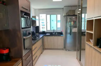 Apartamento mobiliado à venda,122m2, 3 suítes, 3 vagas, agronômica, florianópolis/sc