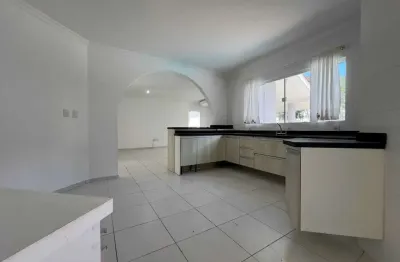 Casa à venda na Barra, Balneário Camboriú 