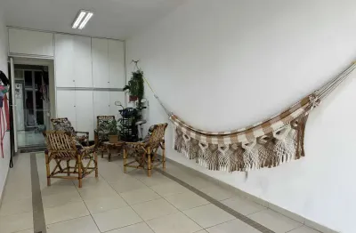 Casa em condomínio fechado com 3 dormitórios sendo 1 suíte e 2 vagas de garagem em itajaí