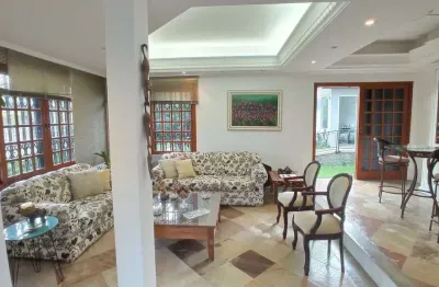 Casa com 4 dormitórios à venda, área de 316  m2,  piscina, edícula e anexo - santa mônica, florianópolis/sc