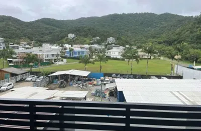 Apartamento com 3 dormitórios sendo 1 suíte + 2 demi e 2 vagas de garagem na praia brava em itajaí