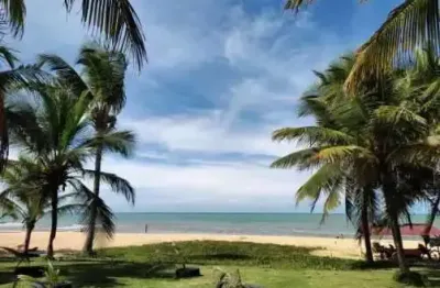 Casa à venda com 3 dormitórios sendo 1 suíte e 2 vagas de garagem em santa cruz cabrália na bahia