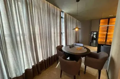 Apartamento com 3 suítes sendo 1 demi e 3 vagas de garagem no centro de balneário camboriú/sc