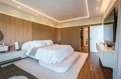 Casa finamente mobiliada e decorada com 4 suítes em camboriú