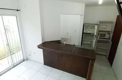 Apartamento  duplex 1 dormitório  com 40m2, garagem, 600m da ufsc, aceita pets. carvoeira/saco dos limões. florianópolis/sc.