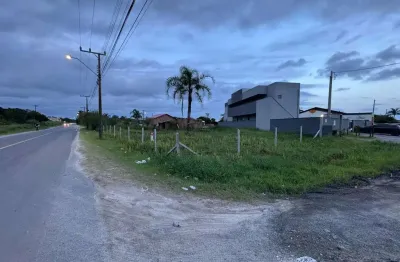 Terreno com 405,78m2 bem localizado em frente a avenida e em bairro comercial em itapoá