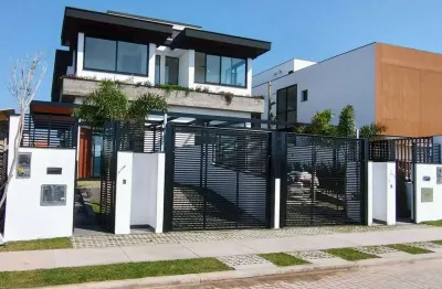 Casa à venda, lindo sobrado geminado, 03 suítes, 163 m2, financiável, no jardim campeche, florianópolis/sc