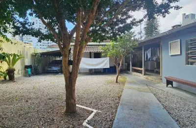 Casa à venda na Trindade, Florianópolis 