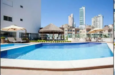 Apartamento mobiliado com 3 suítes e 2 vagas de garagem em balneário camboriú