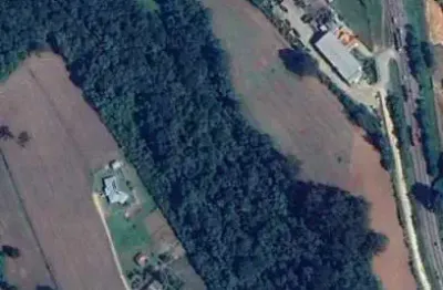 Terreno em área comercial com 111.320m² em araucária/pr