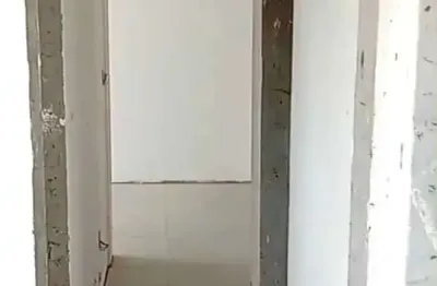 Apartamento em construção com 2 dormitórios sendo 1 suíte e 1 vaga de garagem em camboriú