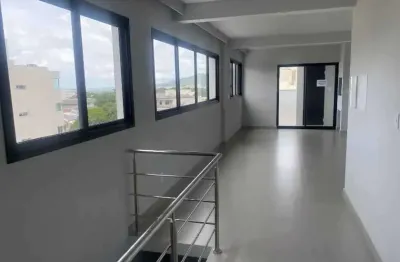 Cobertura duplex  com 3 suítes e 2 vagas de garagem no bairro canto grande em bombinhas