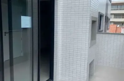 Apartamento 2 dormitórios sendo 1 suíte e 2 vagas de garagem em canto grande - bombinhas