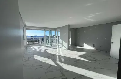 Apartamento com 3 suítes e 3 vagas de garagem no centro itajaí/sc